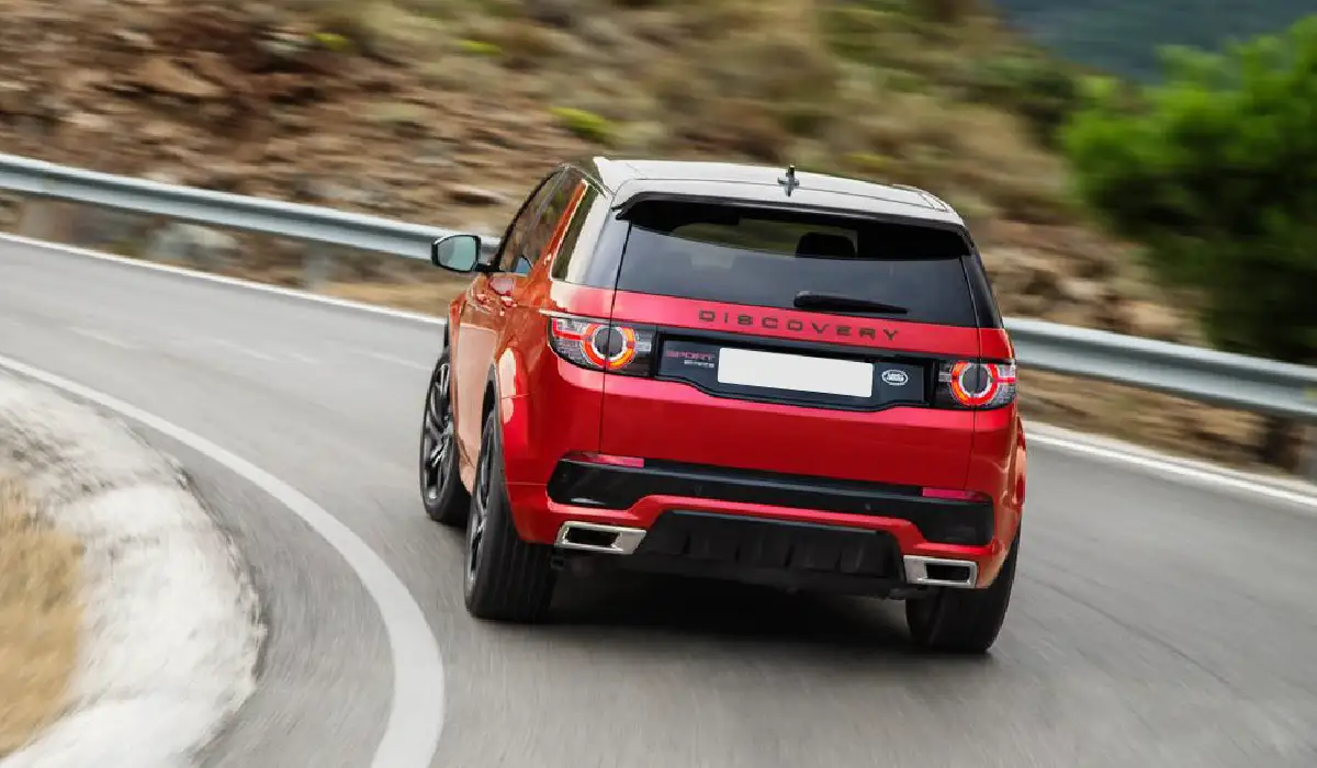 Land Rover - Discovery Sport R-Dynamic SE D200 - Luxury SUV Car Rentals - Preowned SUV Car - Exclusive Concierge Club.webp